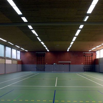 Sporthalle Mönkeberg mit LED-Beleuchtung