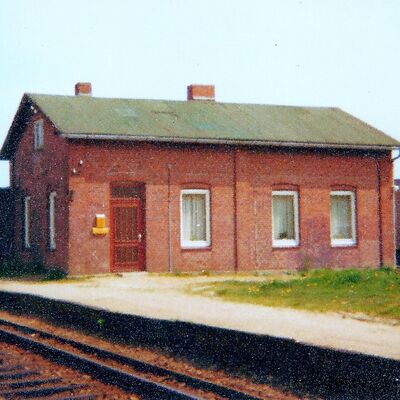 Das Bahnwärterhäuschen im Mai 1975
